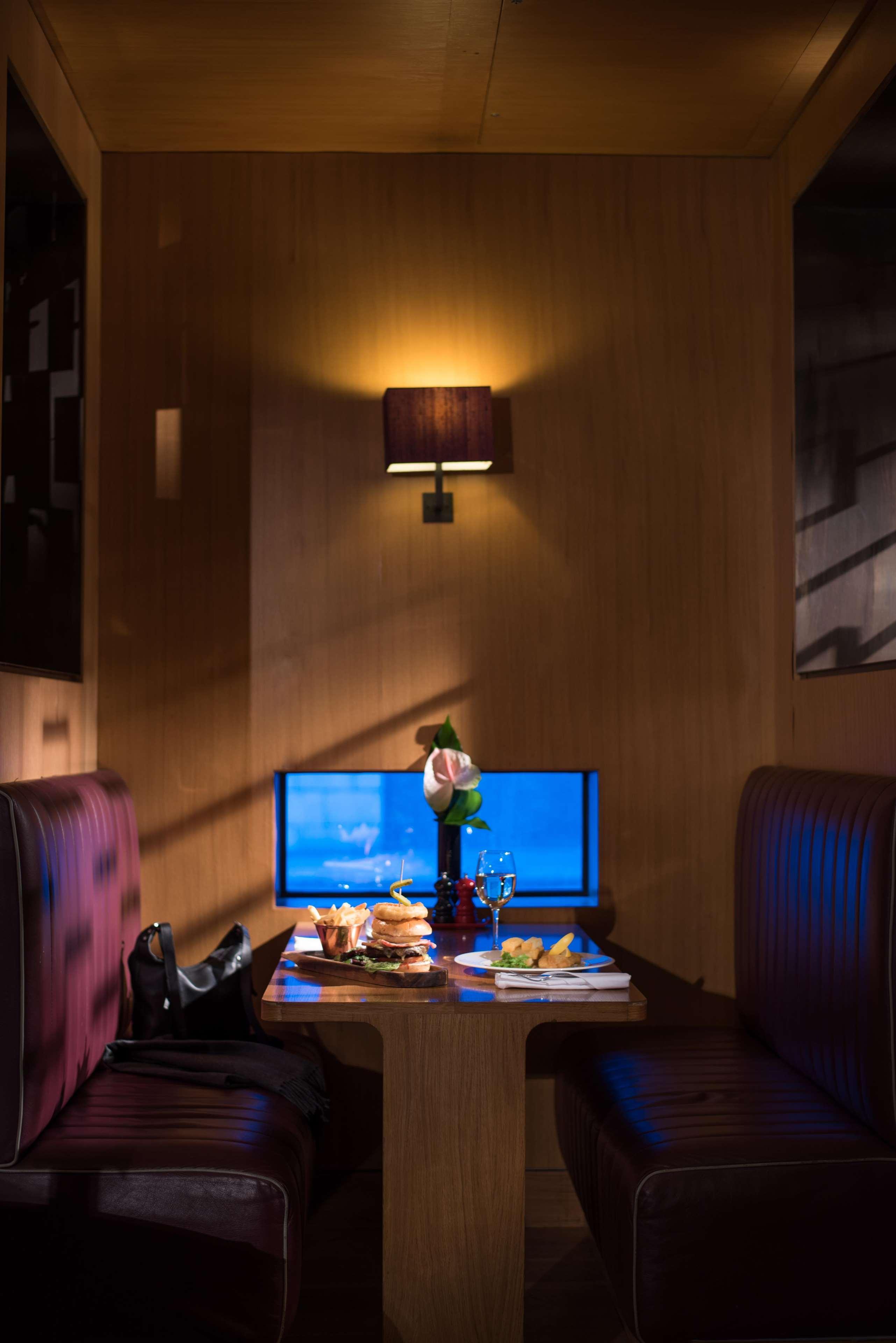 ザ フィッツウィリアム ホテル ベルファスト エクステリア 写真 The interior of the restaurant