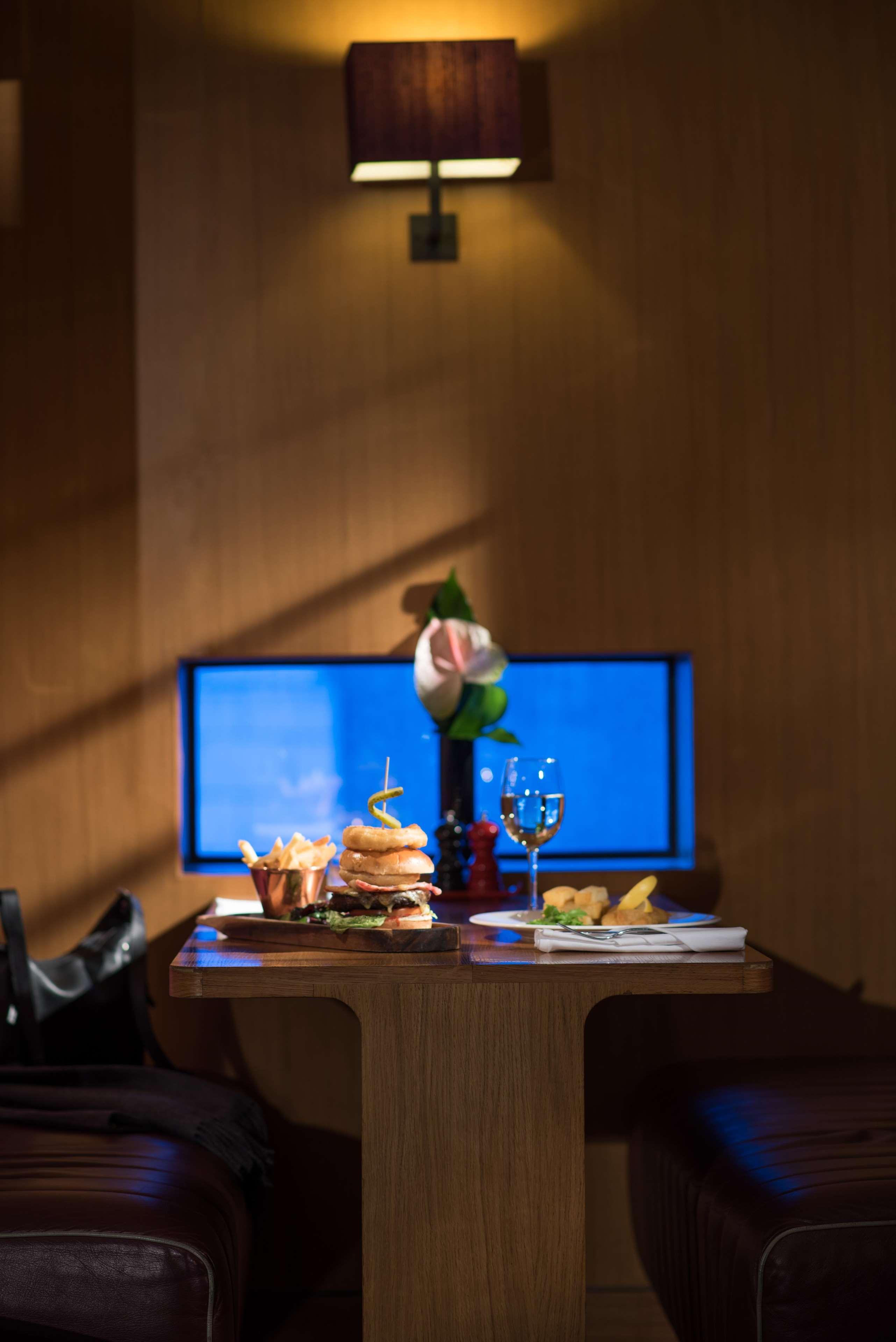 ザ フィッツウィリアム ホテル ベルファスト エクステリア 写真 Room service
