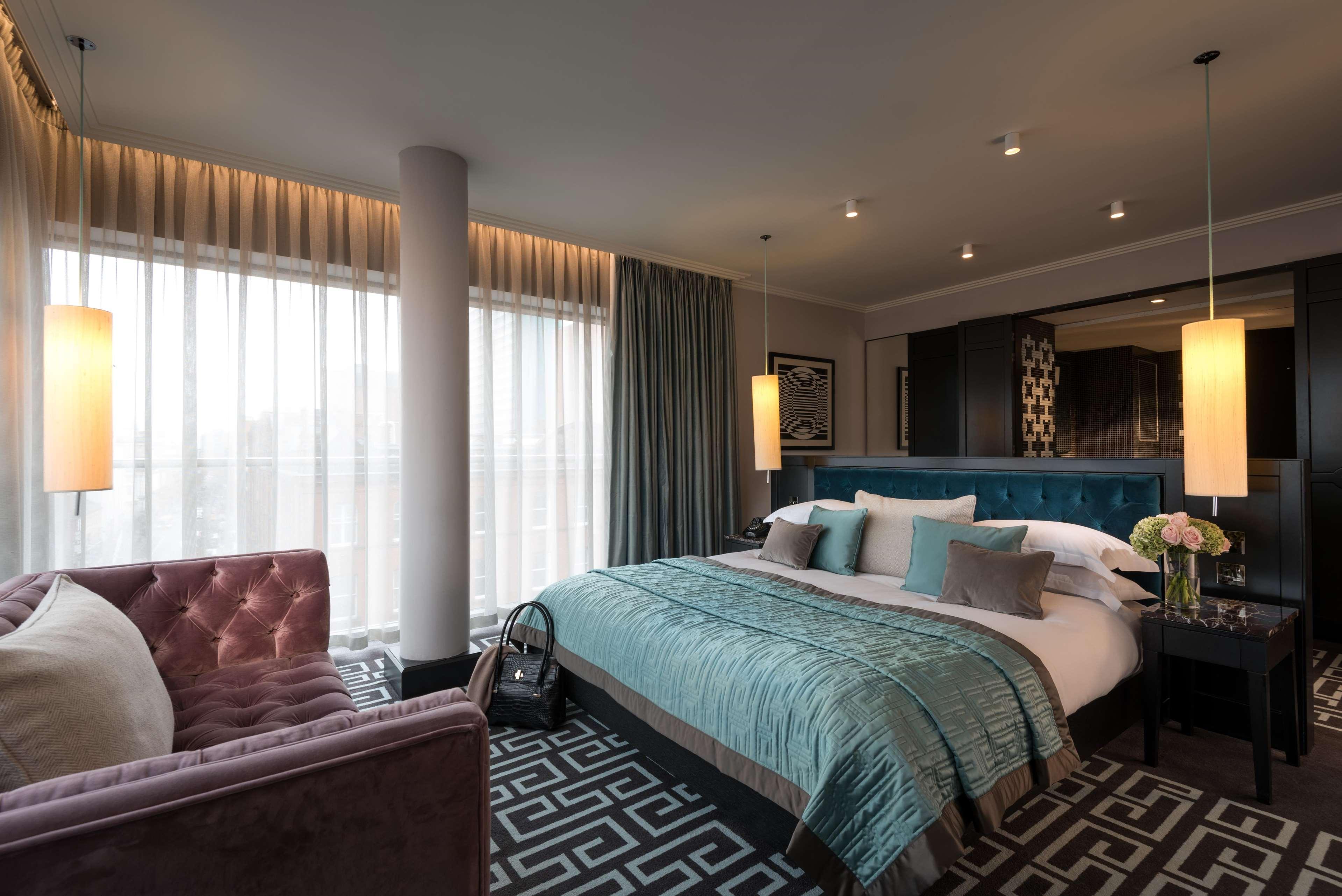 ザ フィッツウィリアム ホテル ベルファスト エクステリア 写真 A bedroom at the hotel